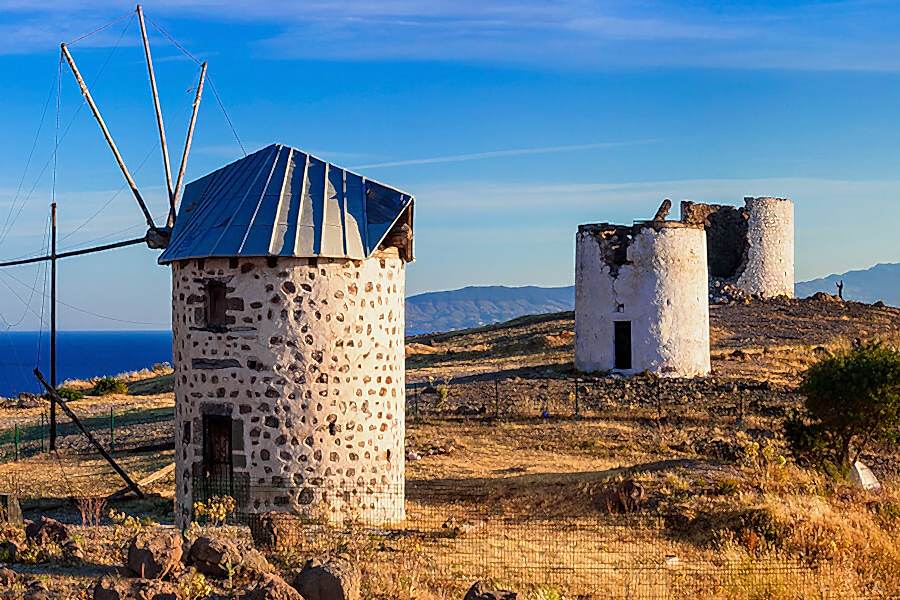 Bodrum yel değirmenlerini görün!