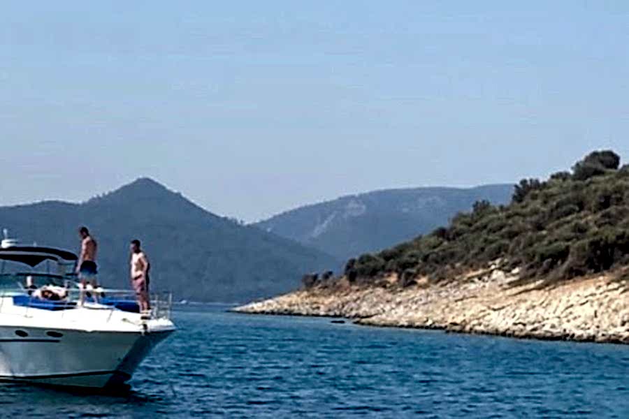 İkiz Adalar
