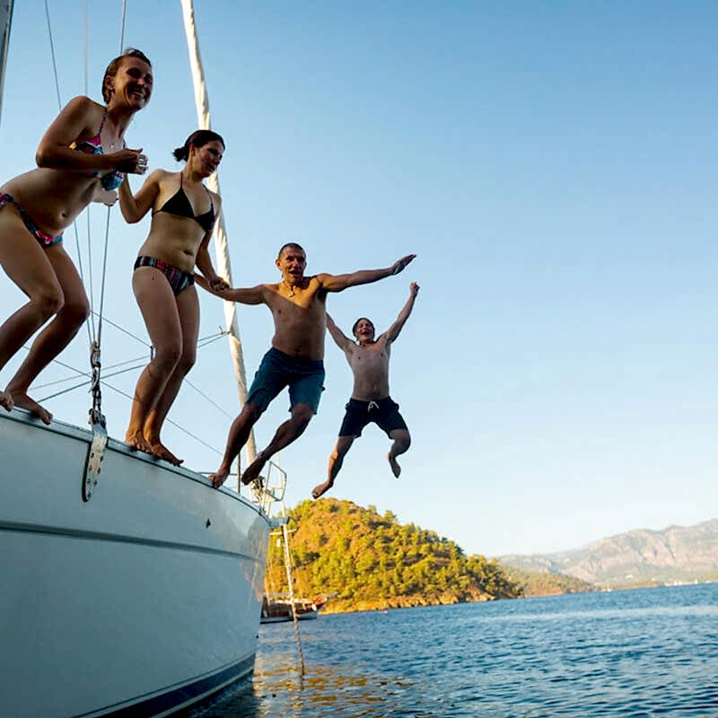 Bodrum'un Bakir Koylarını Yüzme Turu ile Keşfedin