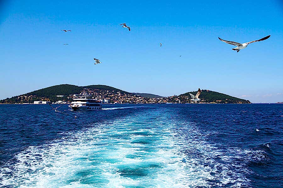 Adalar
